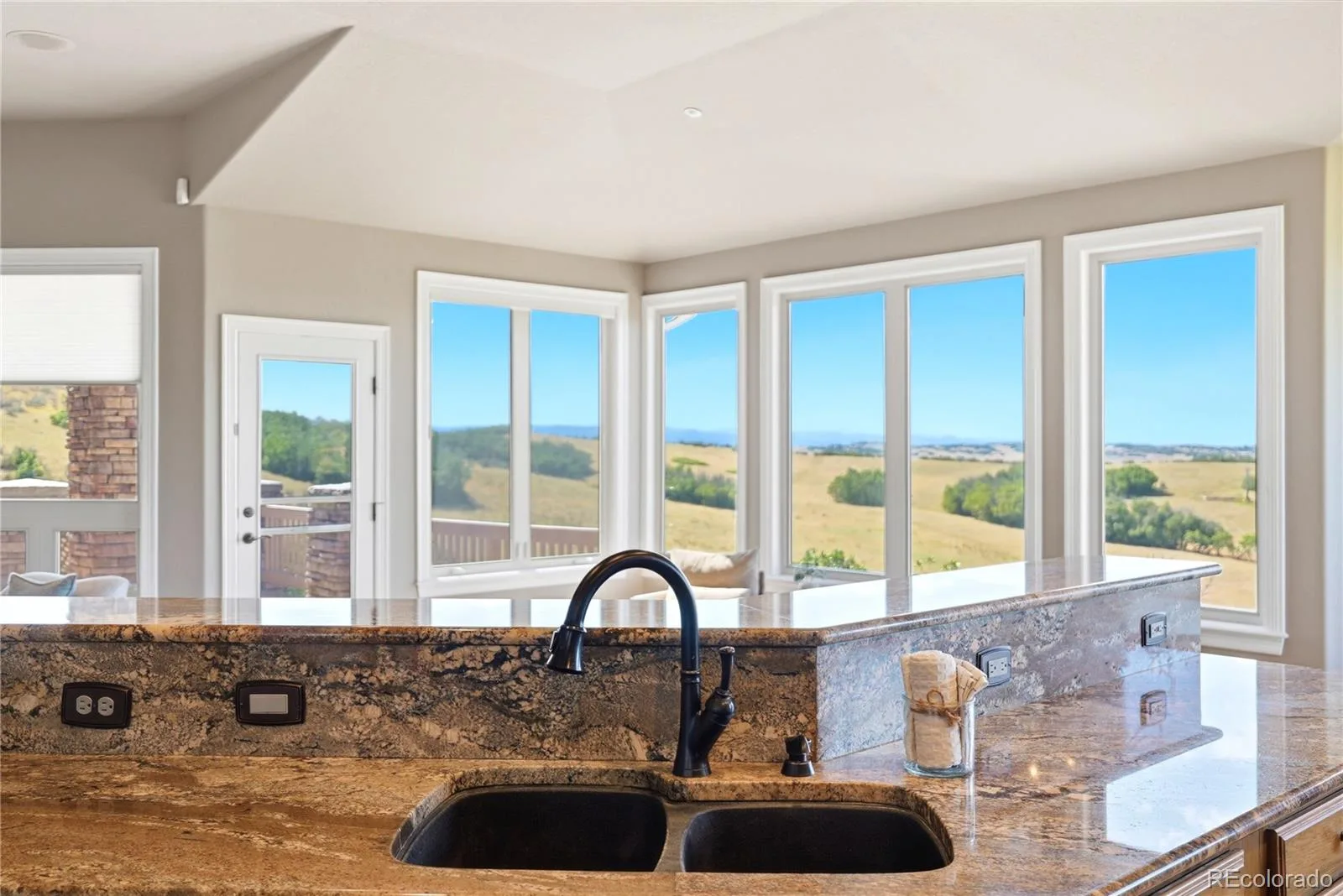 4367 Tallyrand Circle Castle Rock CO 80104 | MLS #REC3940674 07172026065140 1600 14