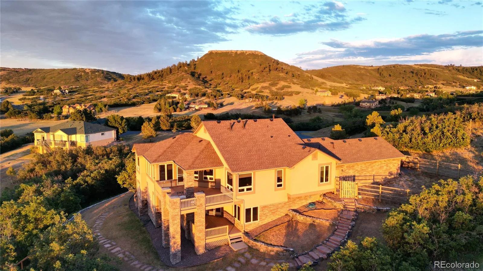 4367 Tallyrand Circle Castle Rock CO 80104 | MLS #REC3940674 07172026065140 1600 3
