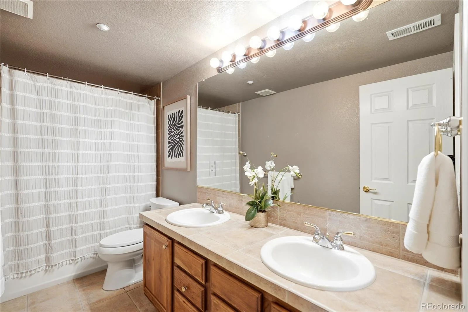 4367 Tallyrand Circle Castle Rock CO 80104 | MLS #REC3940674 07172026065140 1600 33