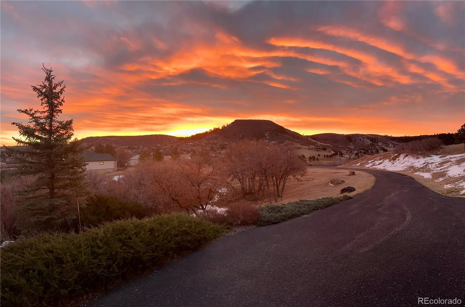 4367 Tallyrand Circle Castle Rock CO 80104 | MLS #REC3940674 07172026065140 1600 39