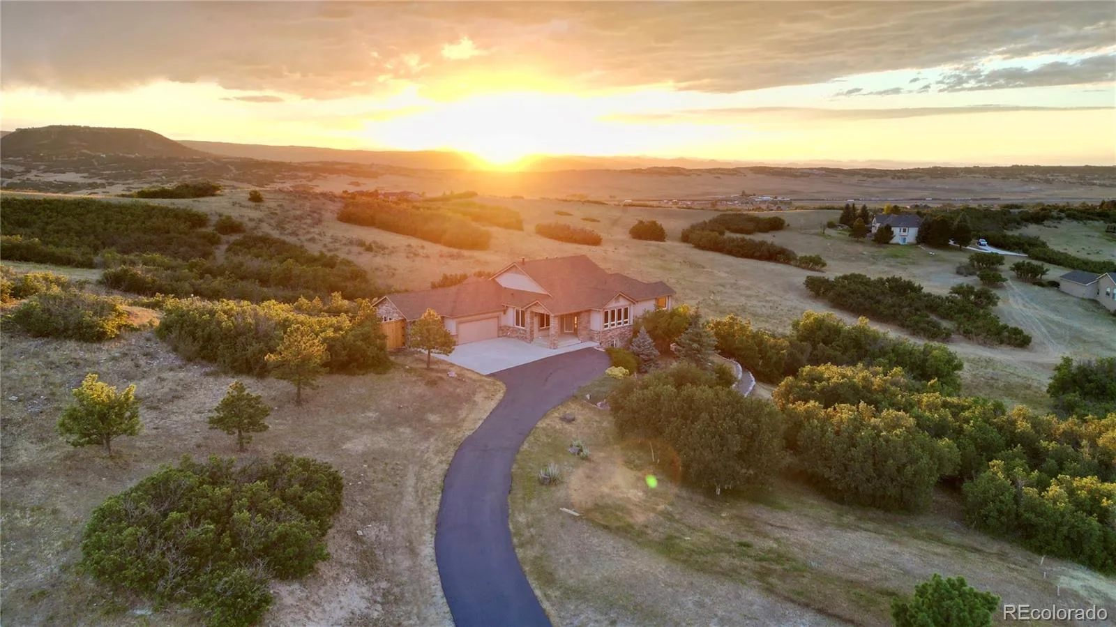 4367 Tallyrand Circle Castle Rock CO 80104 | MLS #REC3940674 07172026065140 1600 48