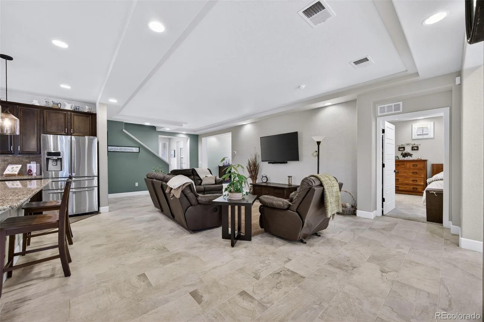 5461 Ensenada Court Denver CO 80249 | MLS #REC3941719 10022026161806 1600 11
