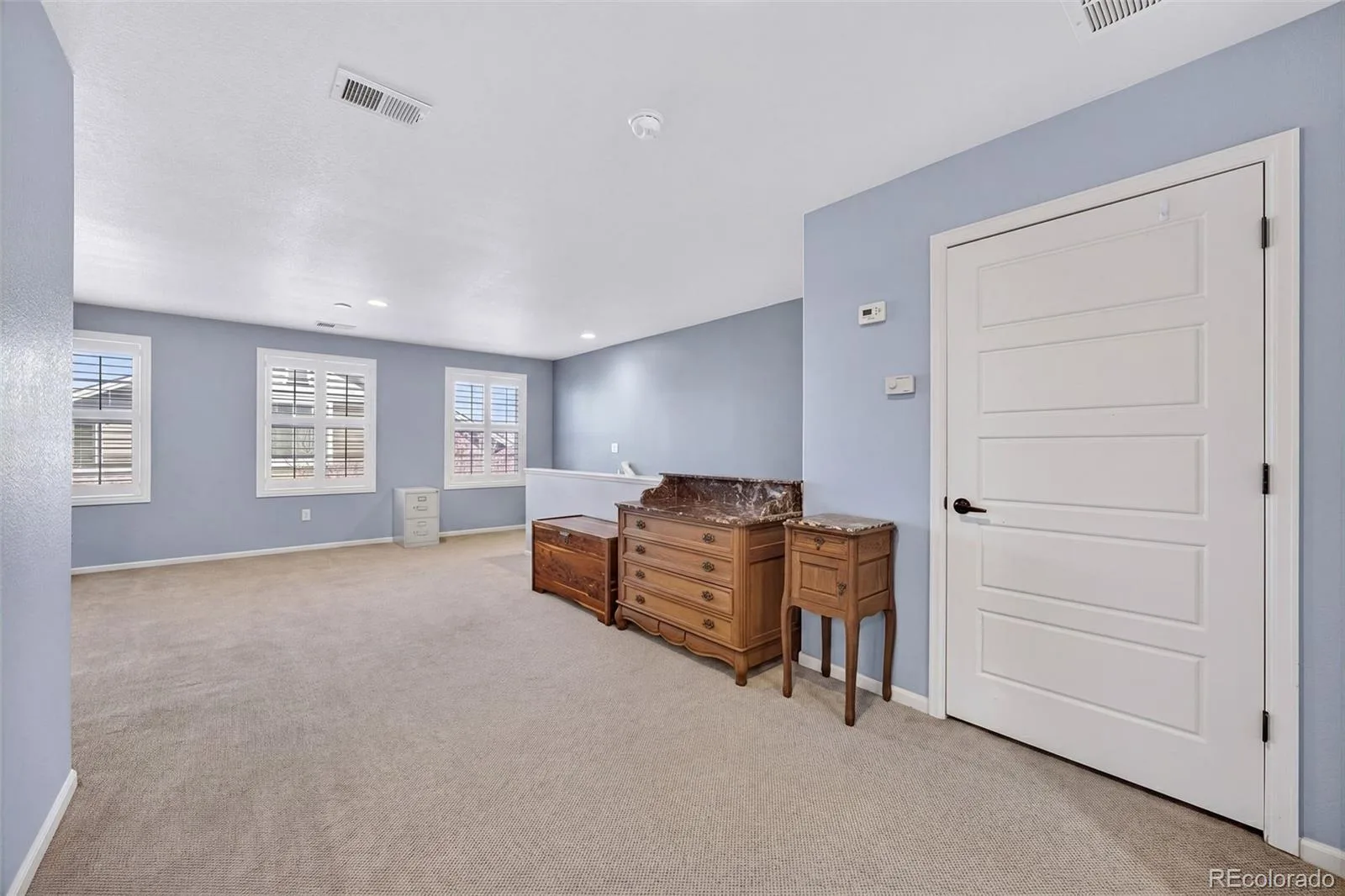 5461 Ensenada Court Denver CO 80249 | MLS #REC3941719 10022026161806 1600 31