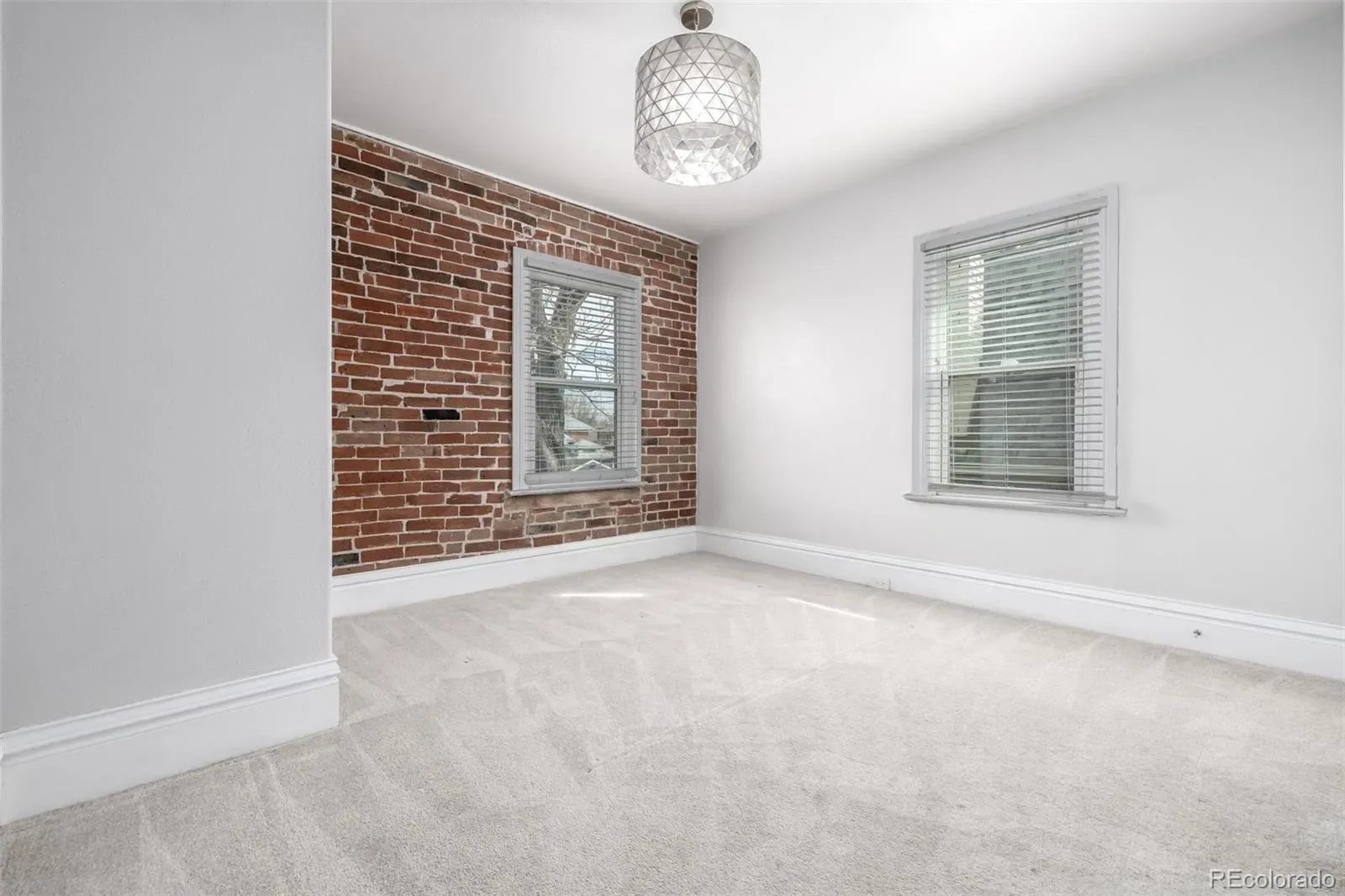 03112026224940 1600 16