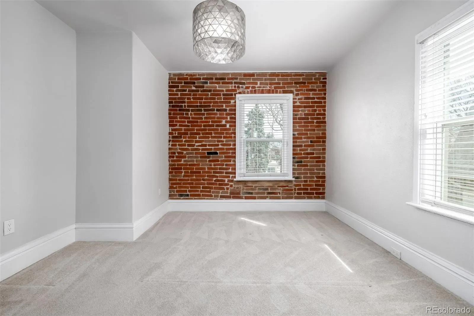 03112026224940 1600 18