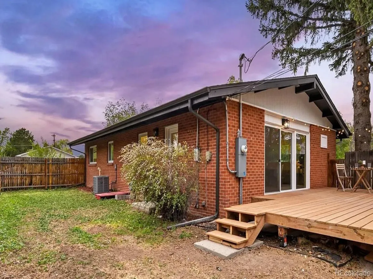2490 Lewis Street Lakewood CO 80215 MLS #REC3944725 05212026055056 1200 37