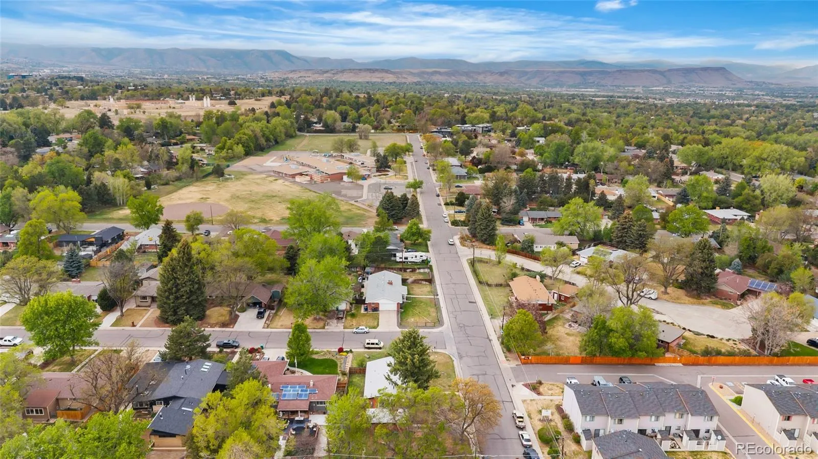 2490 Lewis Street Lakewood CO 80215 MLS #REC3944725 05212026055056 1600 40