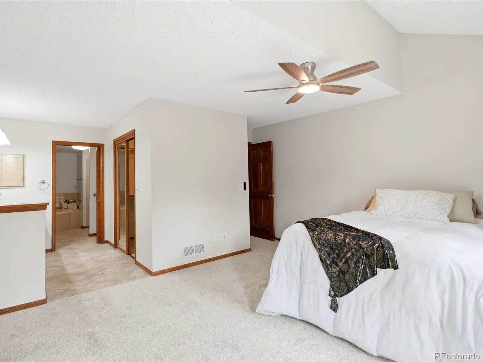 16082 Deer Ridge Drive #C Morrison CO 80465 | MLS #REC3944749 08262026225145 1600 12