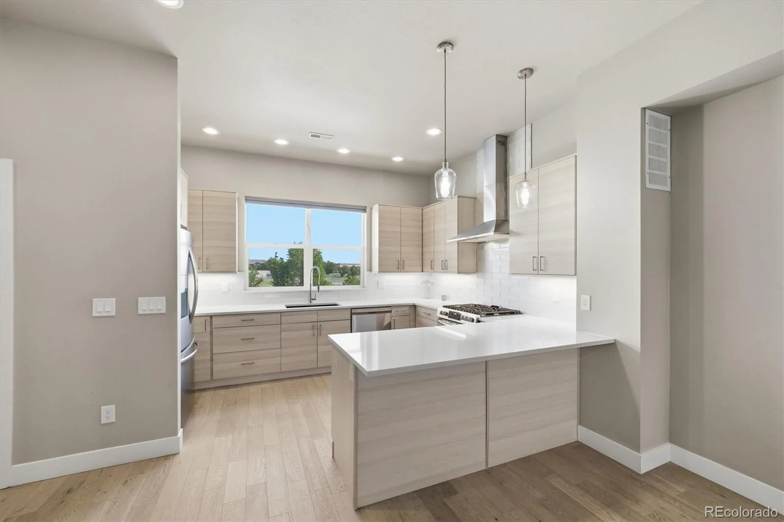 7851 W 51st Avenue #B Arvada CO 80002 | MLS #REC3949557 07242026182743 1600 2