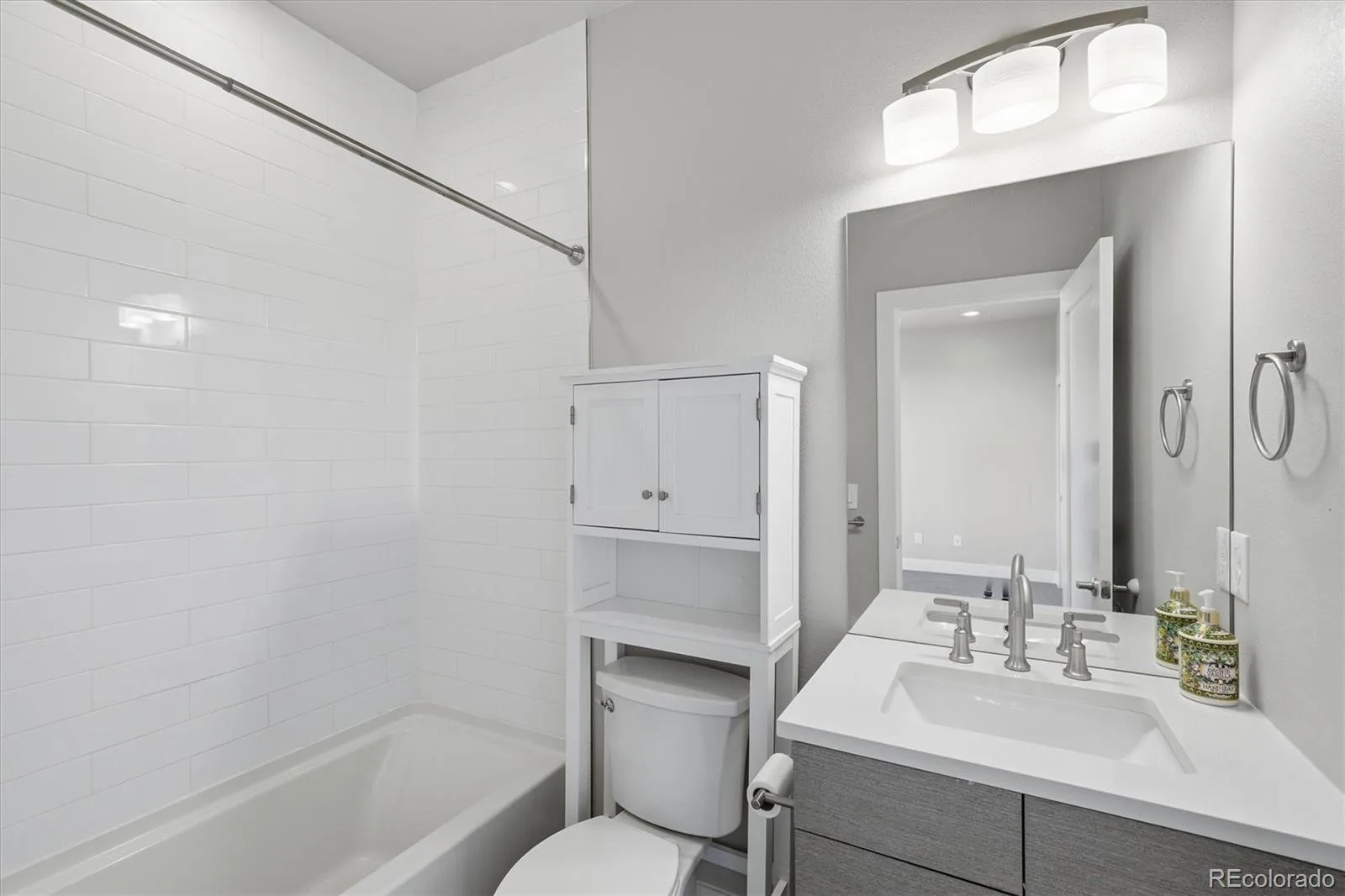 7851 W 51st Avenue #B Arvada CO 80002 | MLS #REC3949557 07242026182743 1600 39