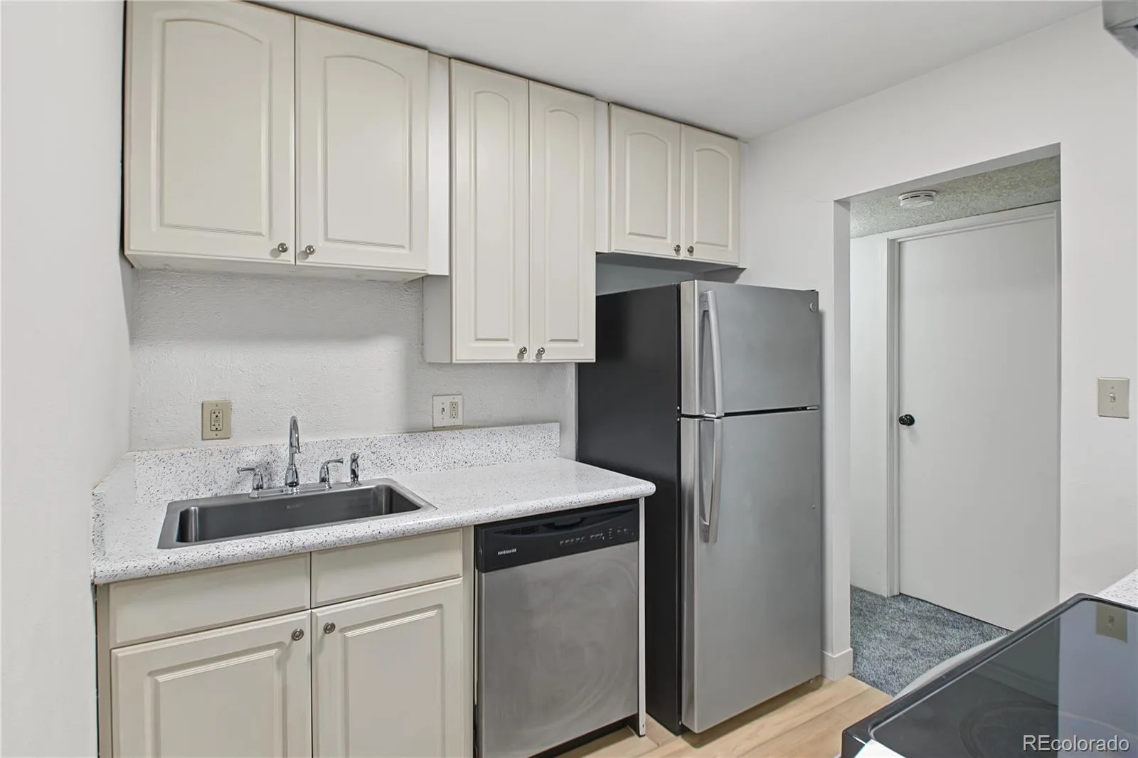 6800 E Tennessee Avenue #333 Denver CO 80224 | MLS #REC3950647 10012026181124 1600 3