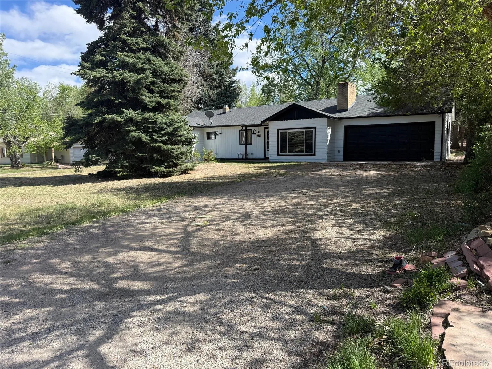 17 Lakewood Heights Drive Lakewood CO 80215 MLS #REC3951784 04242026234015 1600 0