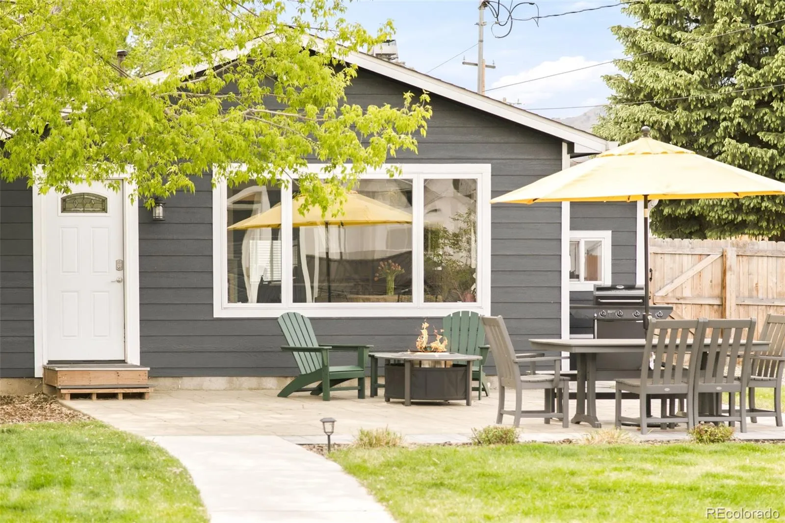 15825 W 11th Avenue Golden CO 80401 MLS #REC3951896 05022026051649 1600 1