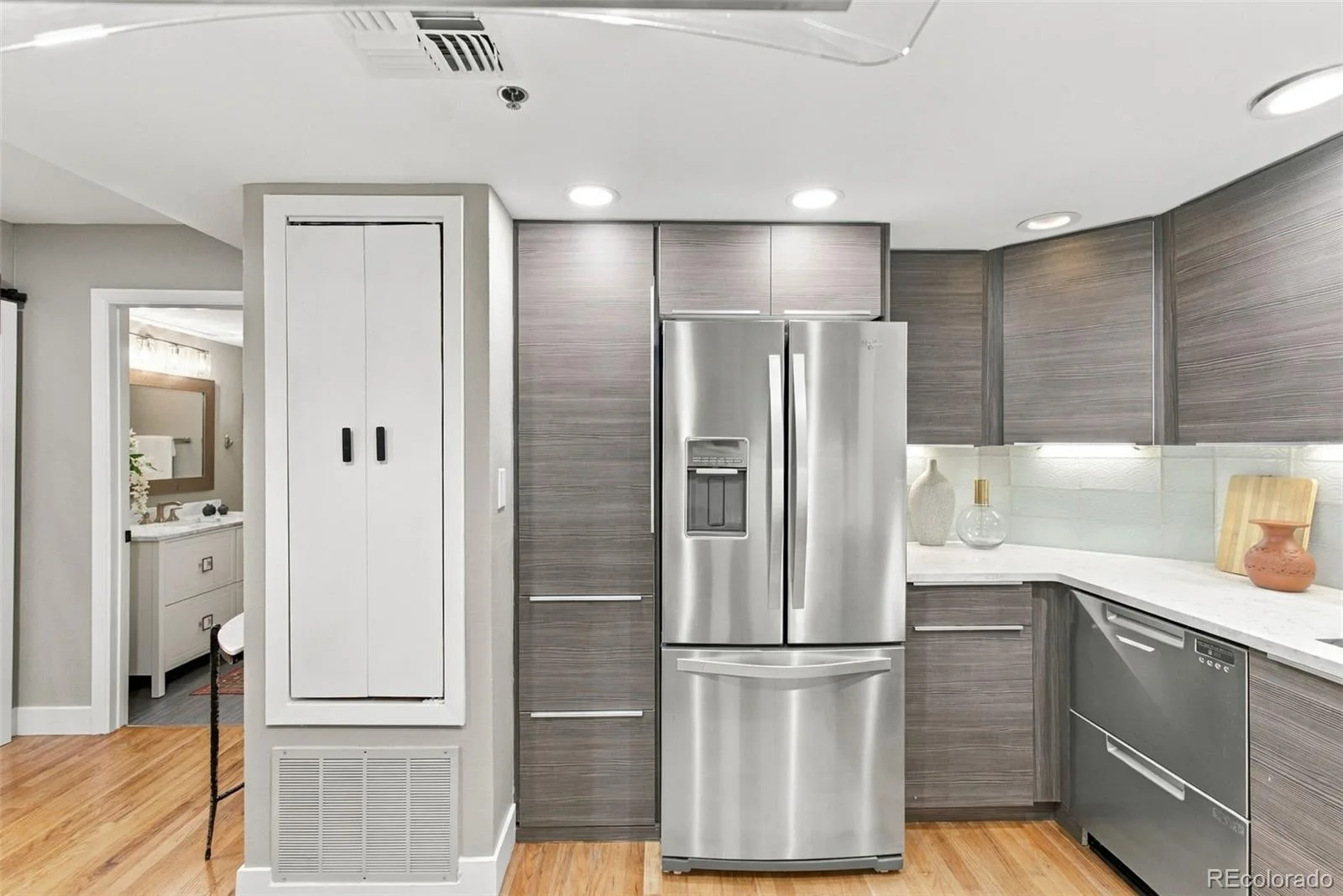 350 N Detroit Street #109 Denver CO 80206 | MLS #REC3953608 09242026103317 1600 4