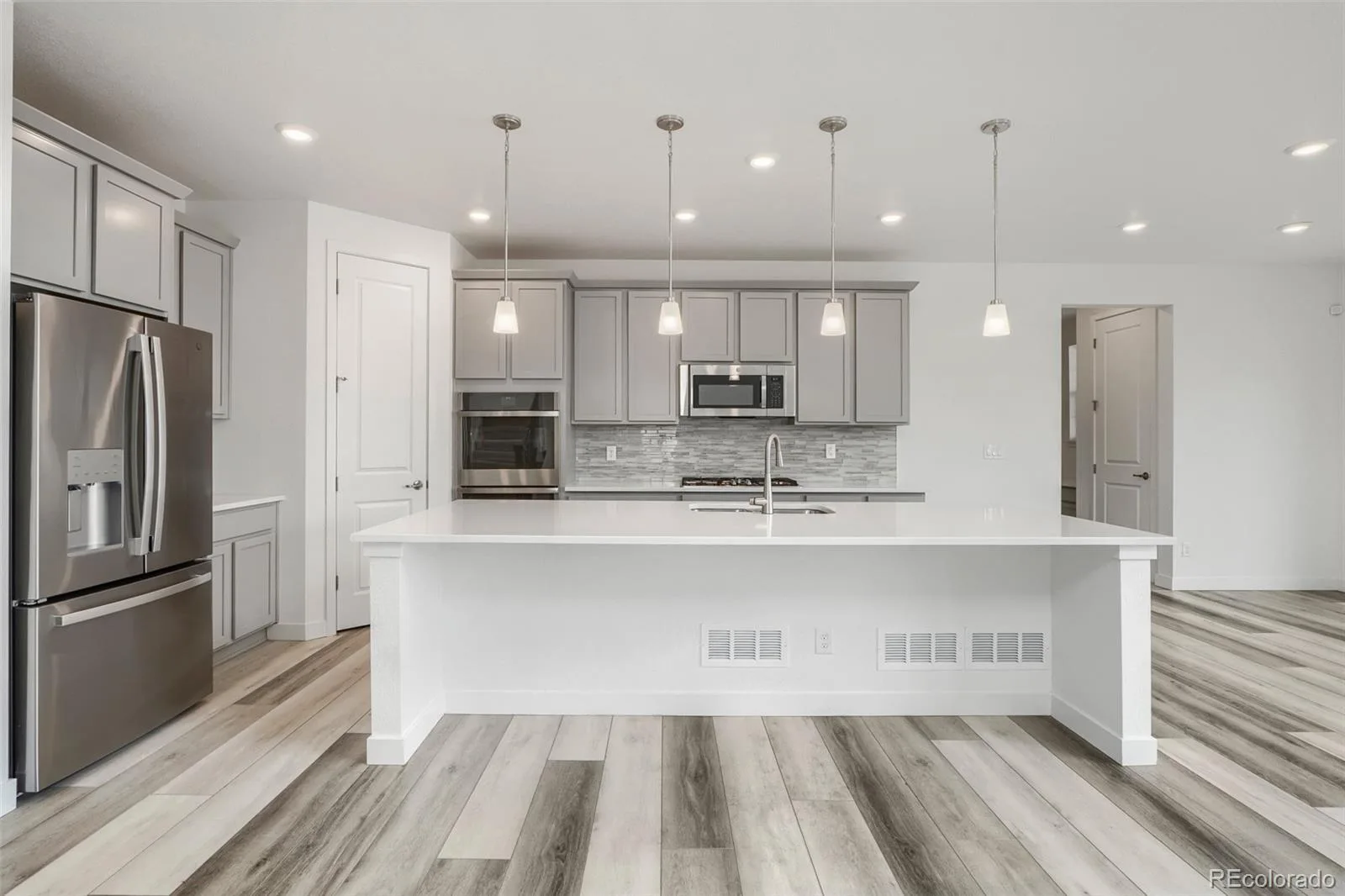 22523 E Piccolo Way Aurora CO 80016 | MLS #REC3956925 09202026044109 1600 10