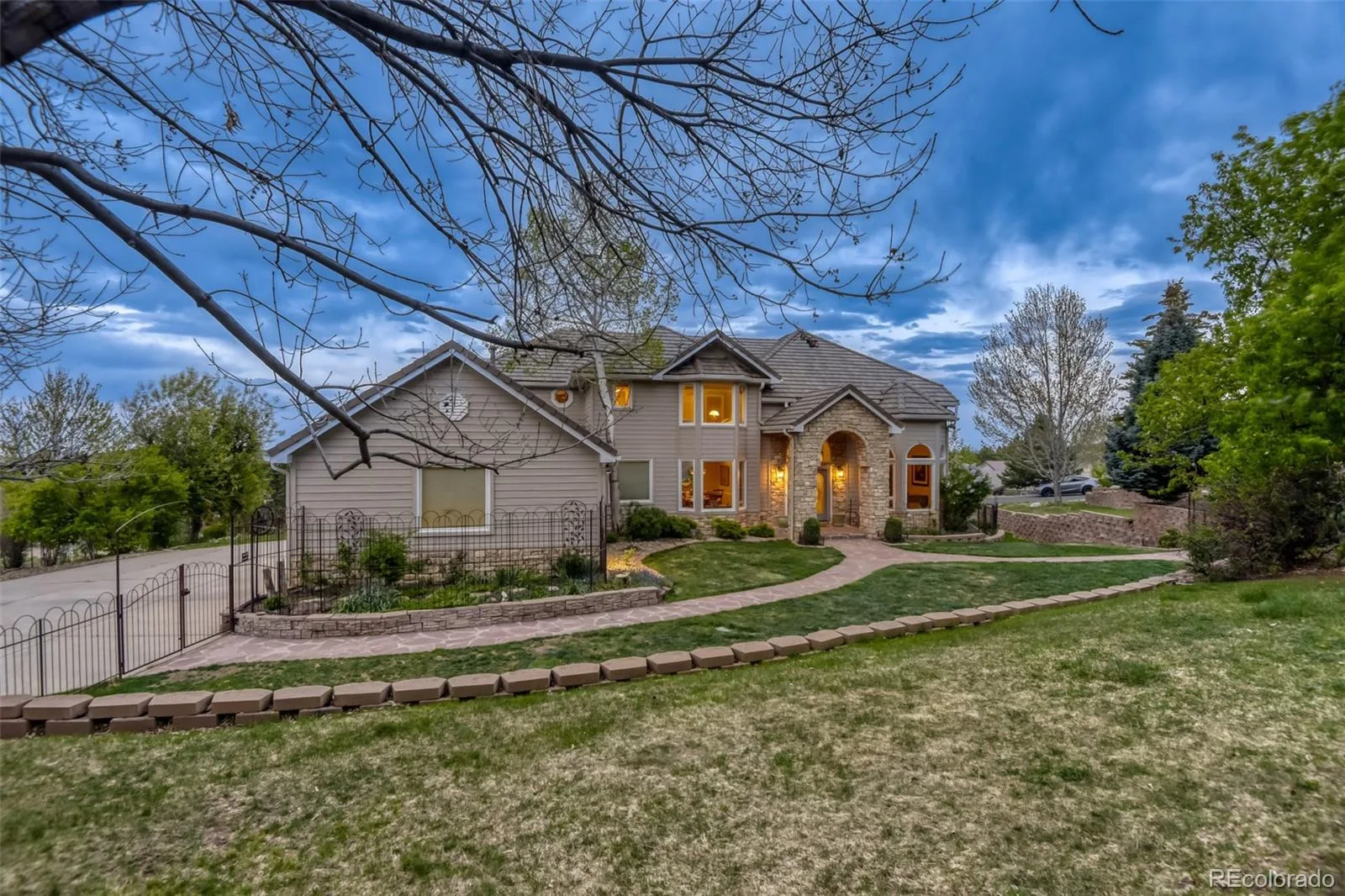 6387 Willow Springs Drive Morrison CO 80465 | MLS #REC3958167 08212026170715 1600 33