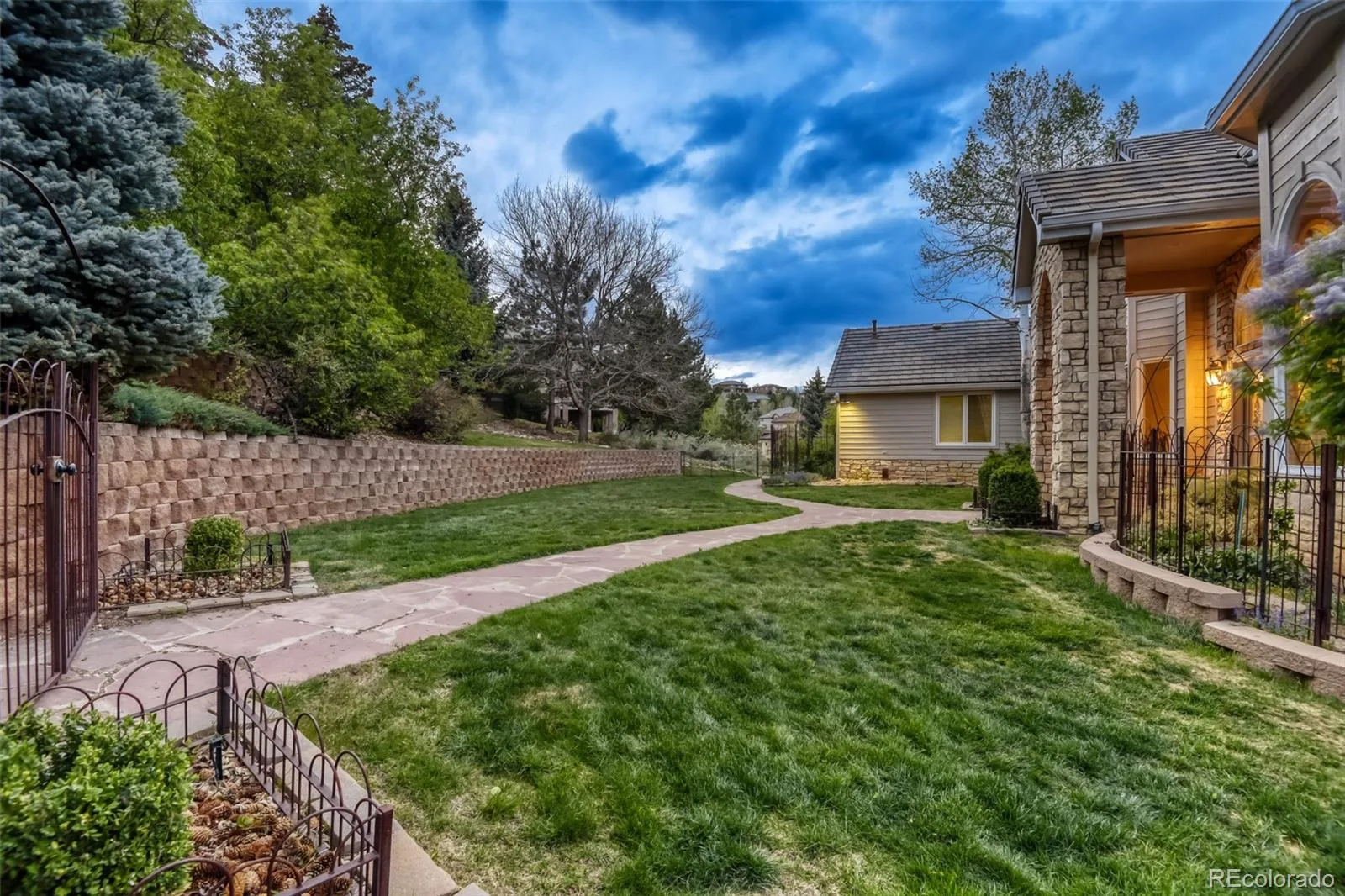 6387 Willow Springs Drive Morrison CO 80465 | MLS #REC3958167 08212026170715 1600 42