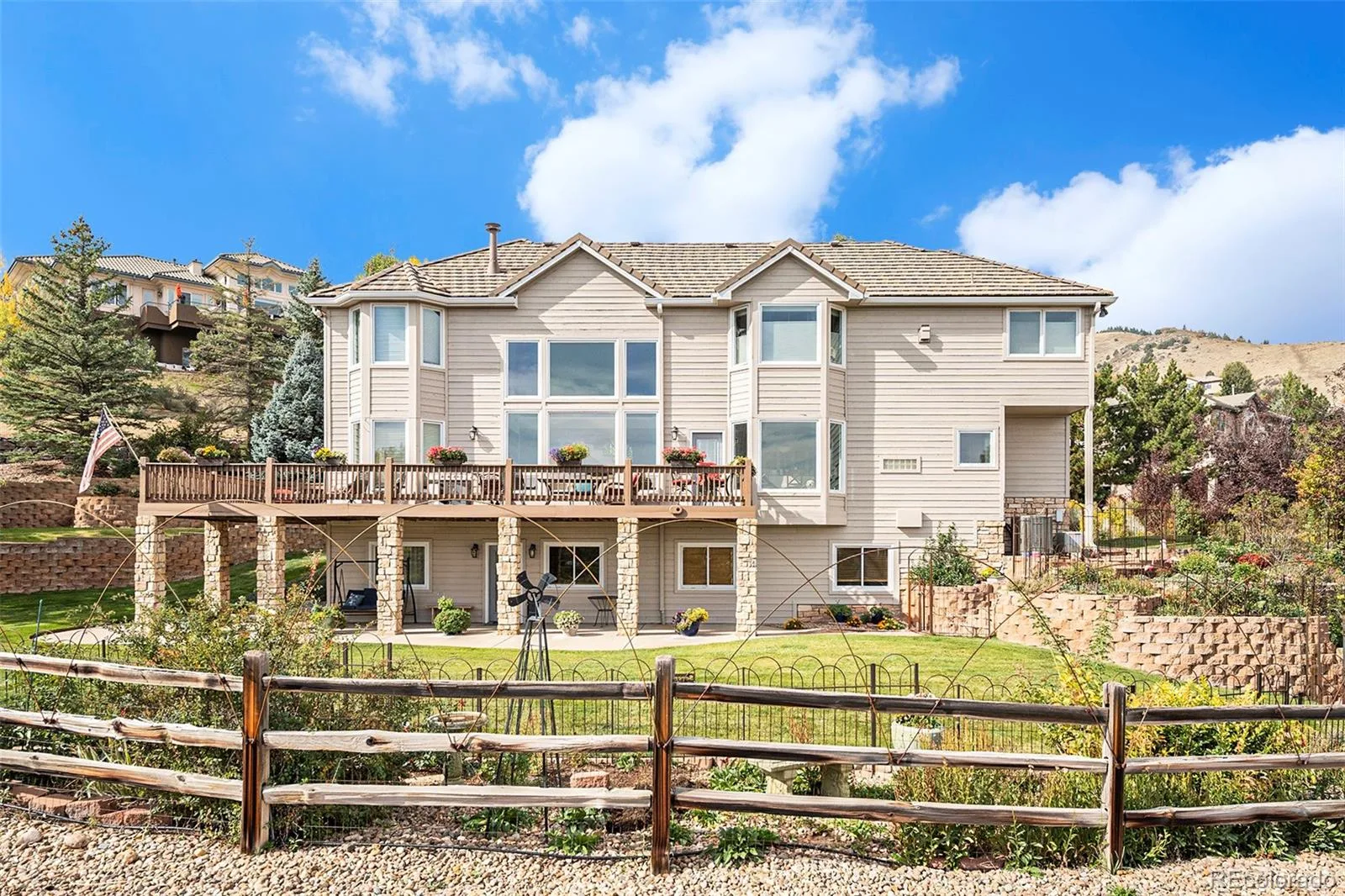 6387 Willow Springs Drive Morrison CO 80465 | MLS #REC3958167 08212026170715 1600 5