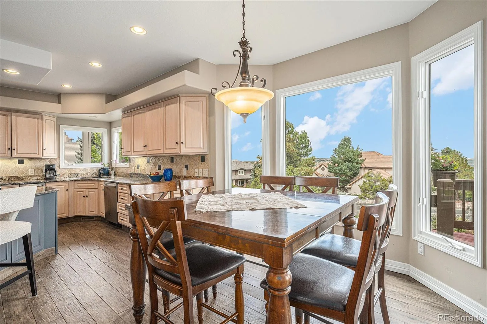 6387 Willow Springs Drive Morrison CO 80465 | MLS #REC3958167 08212026170715 1600 9
