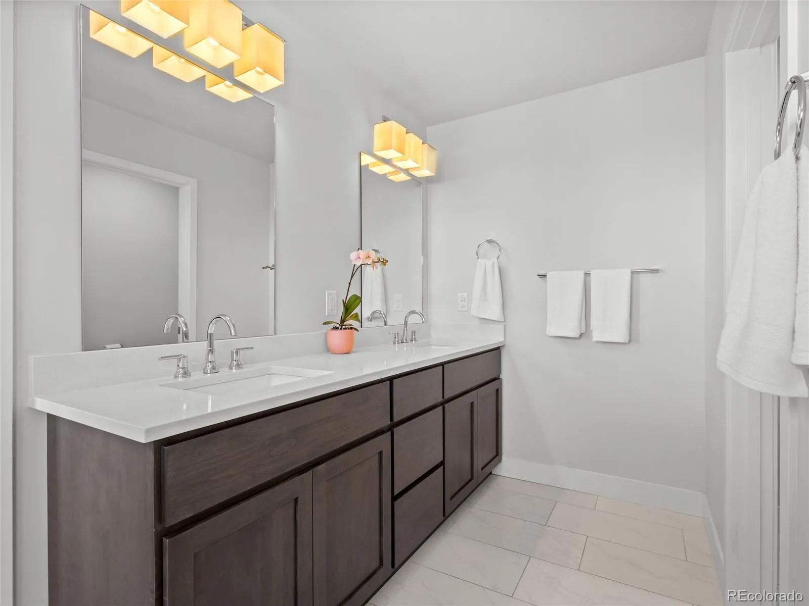 04092026010821 1600 19