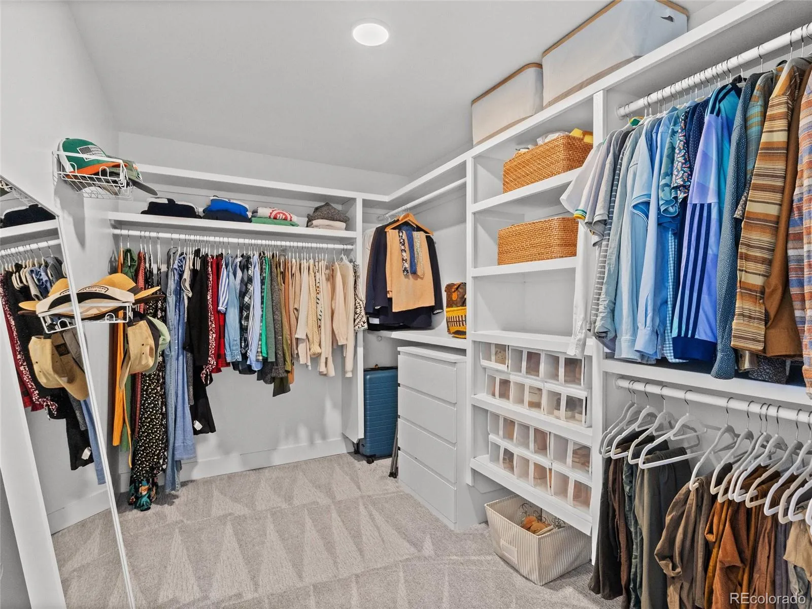 04092026010821 1600 21