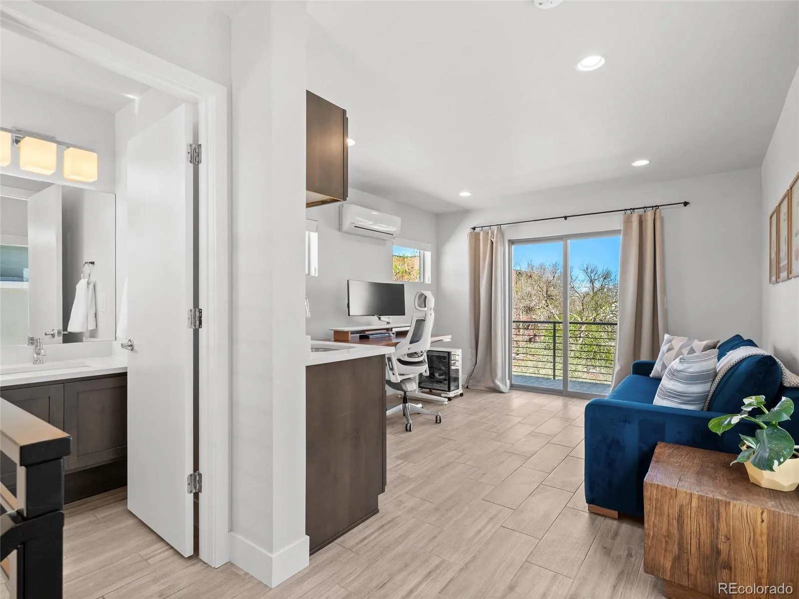 04092026010821 1600 28