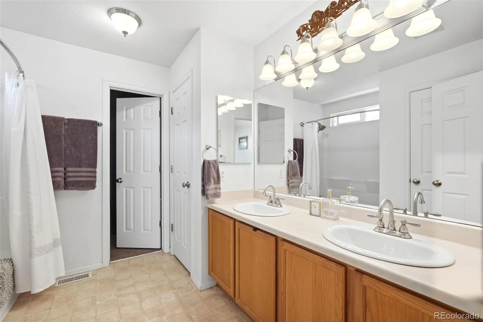 11373 Newport Street Thornton CO 80233 | MLS #REC3959006 08082026173339 1600 18