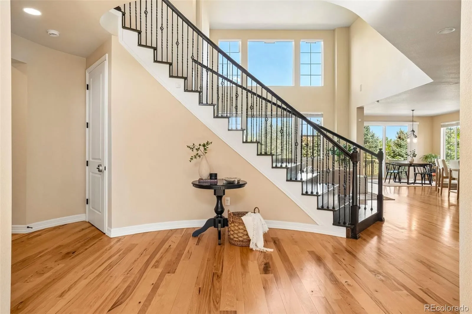 26726 E Peakview Drive Aurora CO 80016 MLS #REC3959420 05162026050633 1600 2