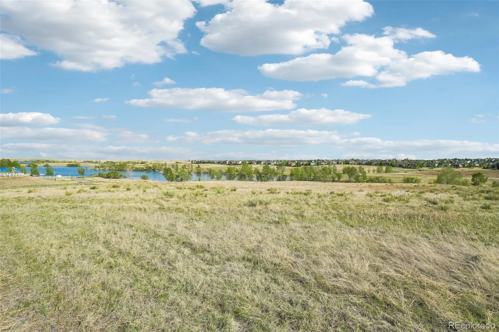 26726 E Peakview Drive Aurora CO 80016 MLS #REC3959420 05162026050633 1600 42