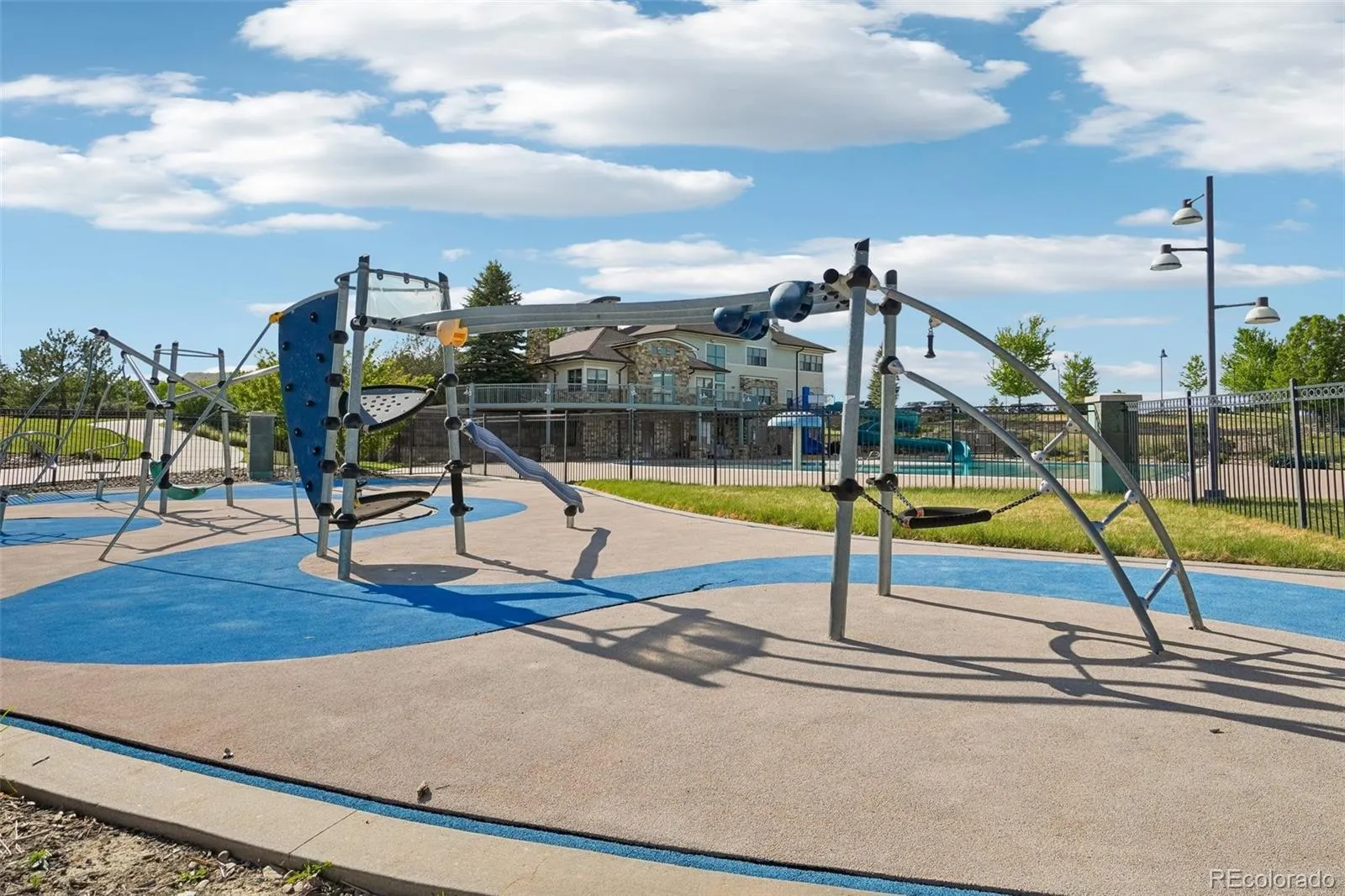 26726 E Peakview Drive Aurora CO 80016 MLS #REC3959420 05162026050633 1600 43