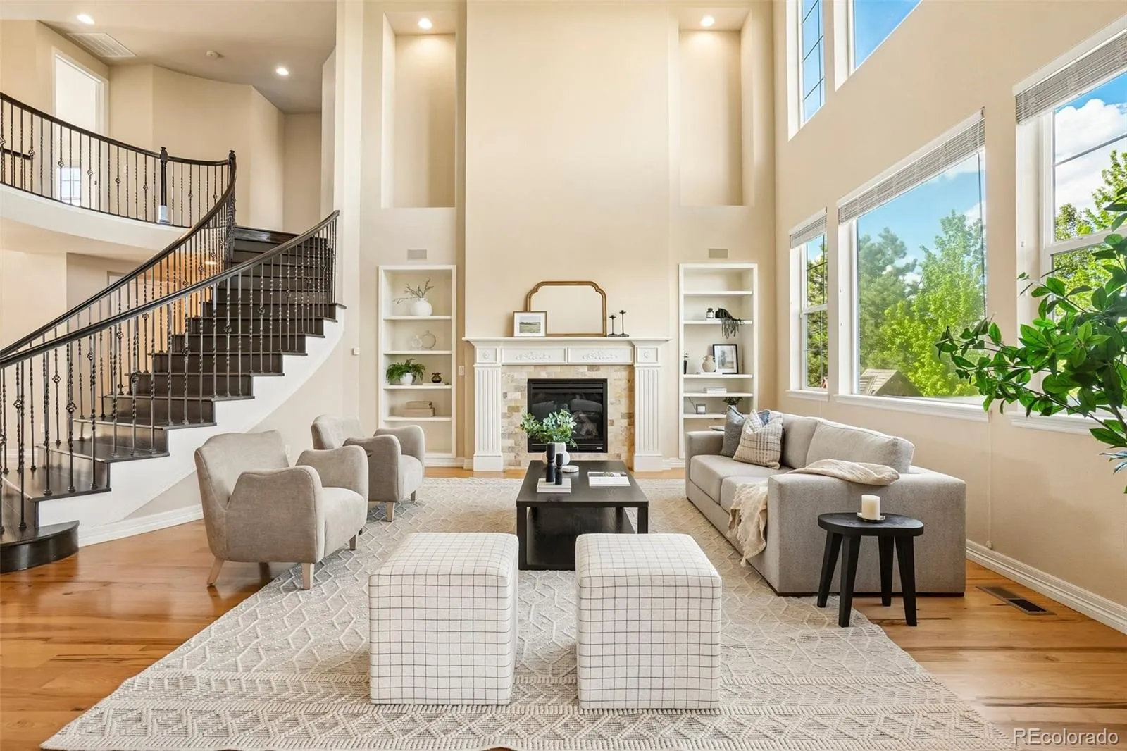 26726 E Peakview Drive Aurora CO 80016 MLS #REC3959420 05162026050633 1600 6