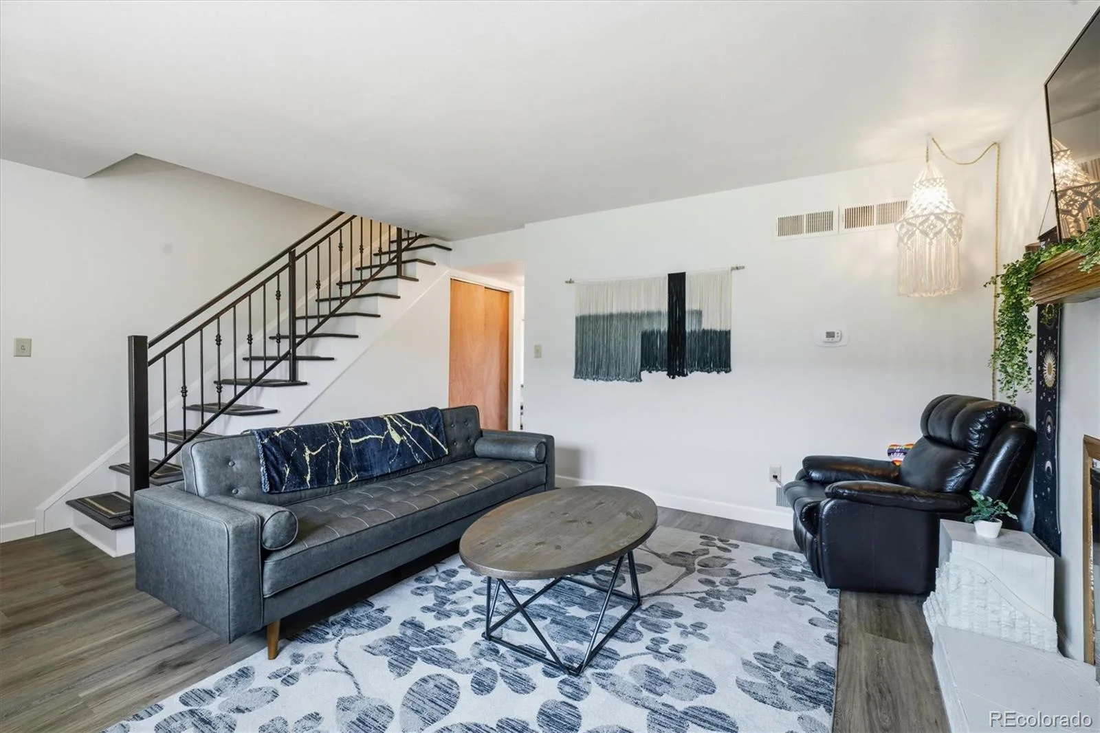 5583 S Lowell Boulevard Littleton CO 80123 | MLS #REC3959453 07142026144819 1600 8