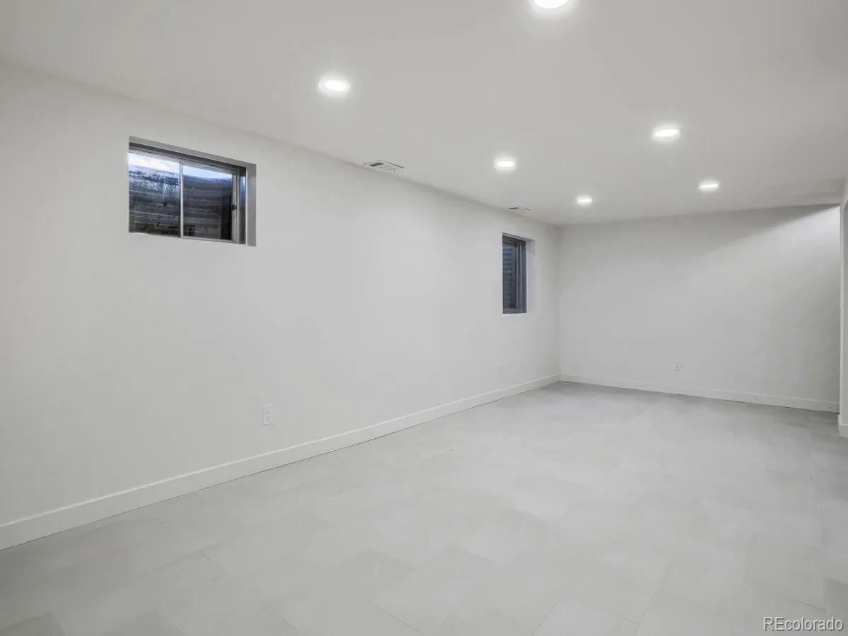 2615 S Laredo Court Aurora CO 80013 | MLS #REC3959530 08262026203858 1200 18
