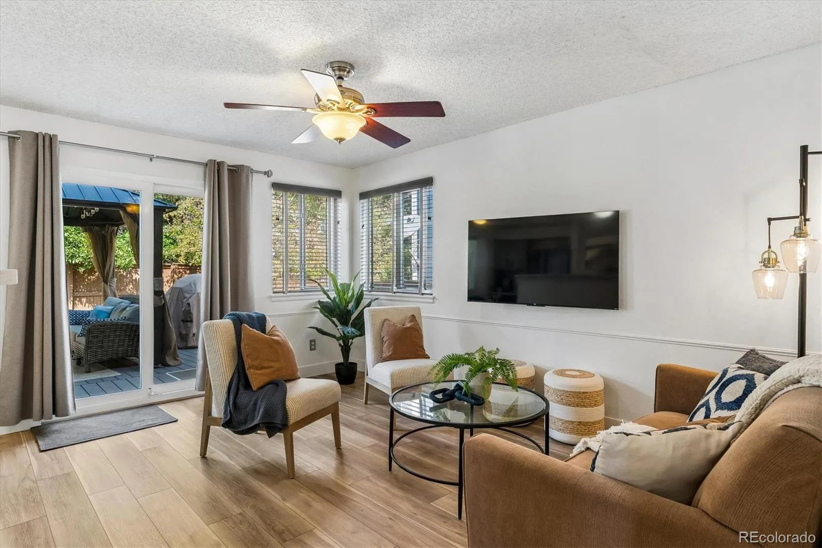 9879 Foxhill Circle Highlands Ranch CO 80129 | MLS #REC3960567 08132026164343 1600 11