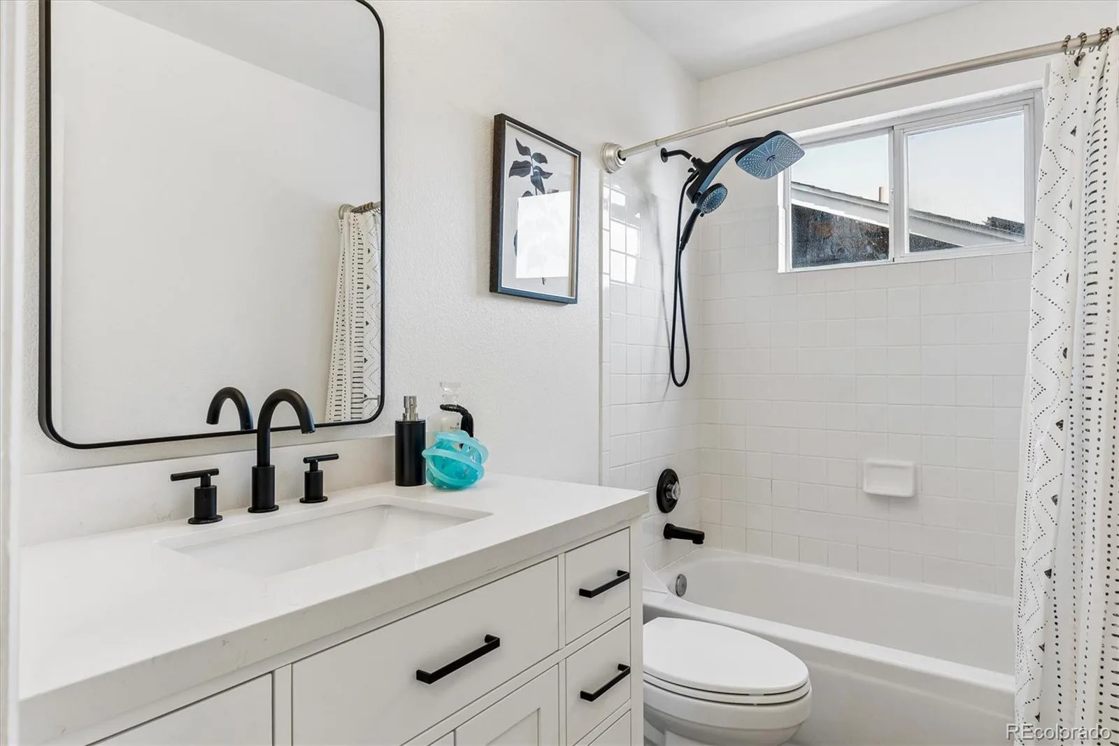 9879 Foxhill Circle Highlands Ranch CO 80129 | MLS #REC3960567 08132026164343 1600 21