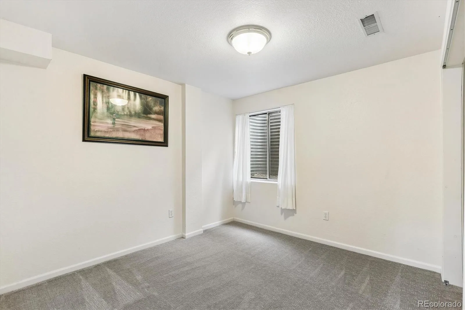 9879 Foxhill Circle Highlands Ranch CO 80129 | MLS #REC3960567 08132026164343 1600 27