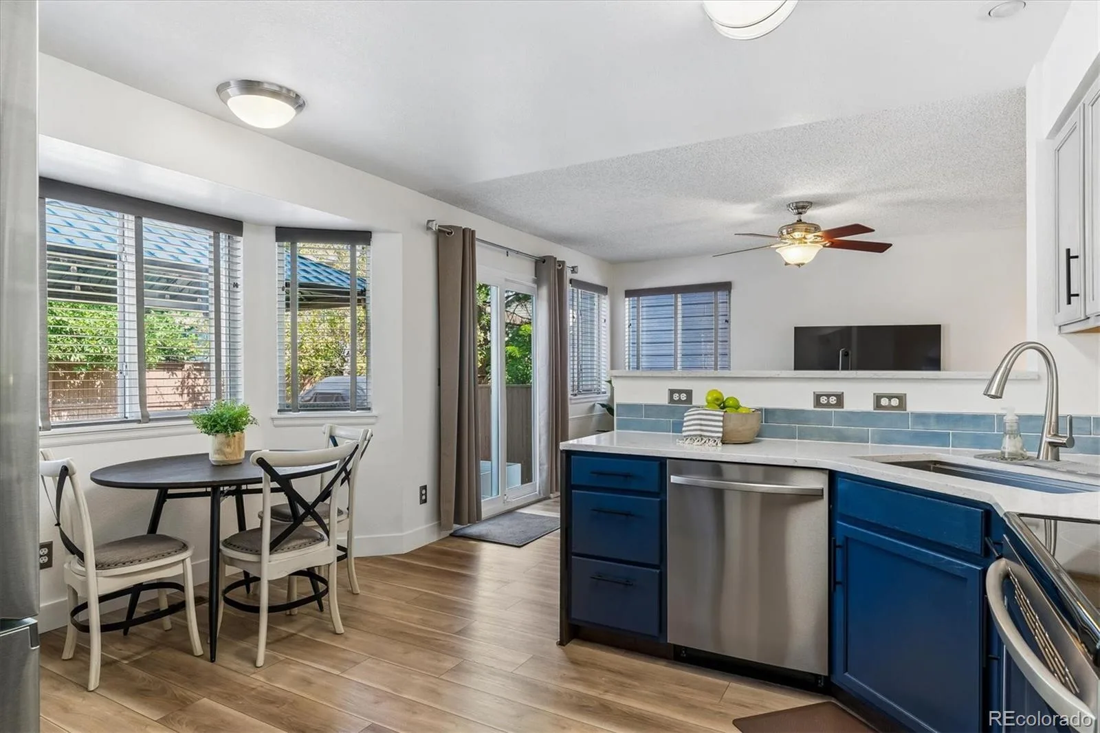 9879 Foxhill Circle Highlands Ranch CO 80129 | MLS #REC3960567 08132026164343 1600 9