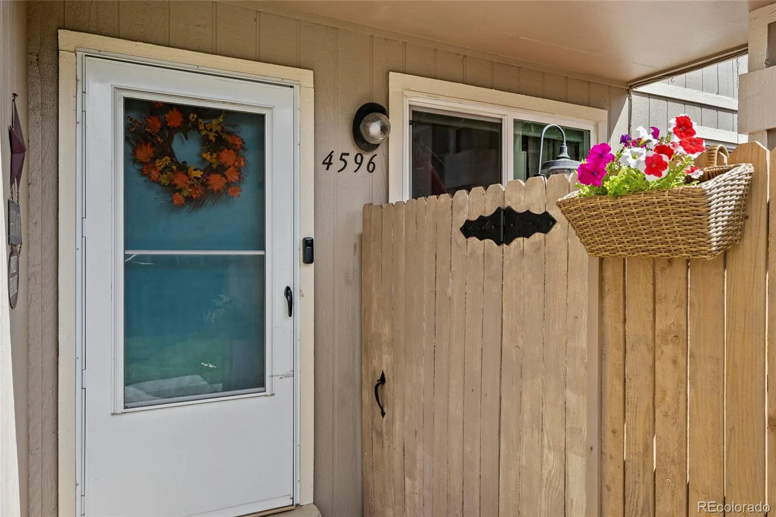 4596 S Hannibal Street Aurora CO 80015 | MLS #REC3961287 09232026070332 1600 2
