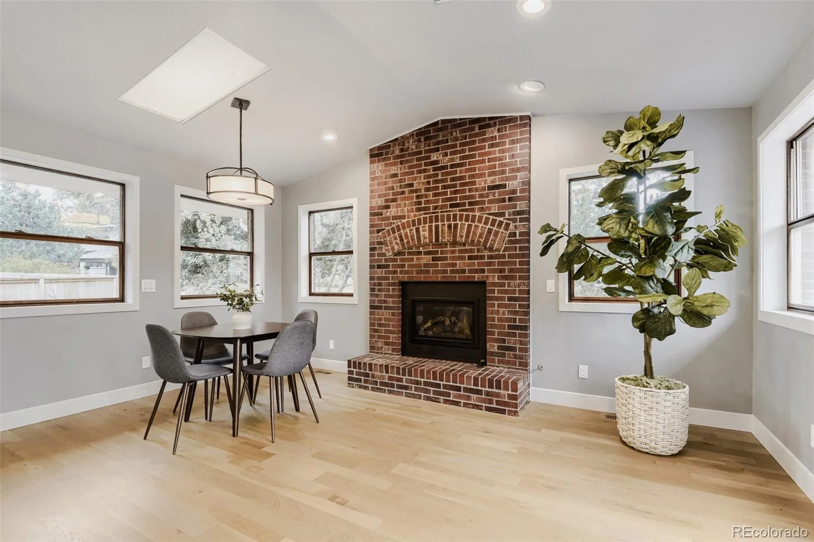 15358 E Saratoga Place Aurora CO 80015 | MLS #REC3962217 09302026210948 1600 12