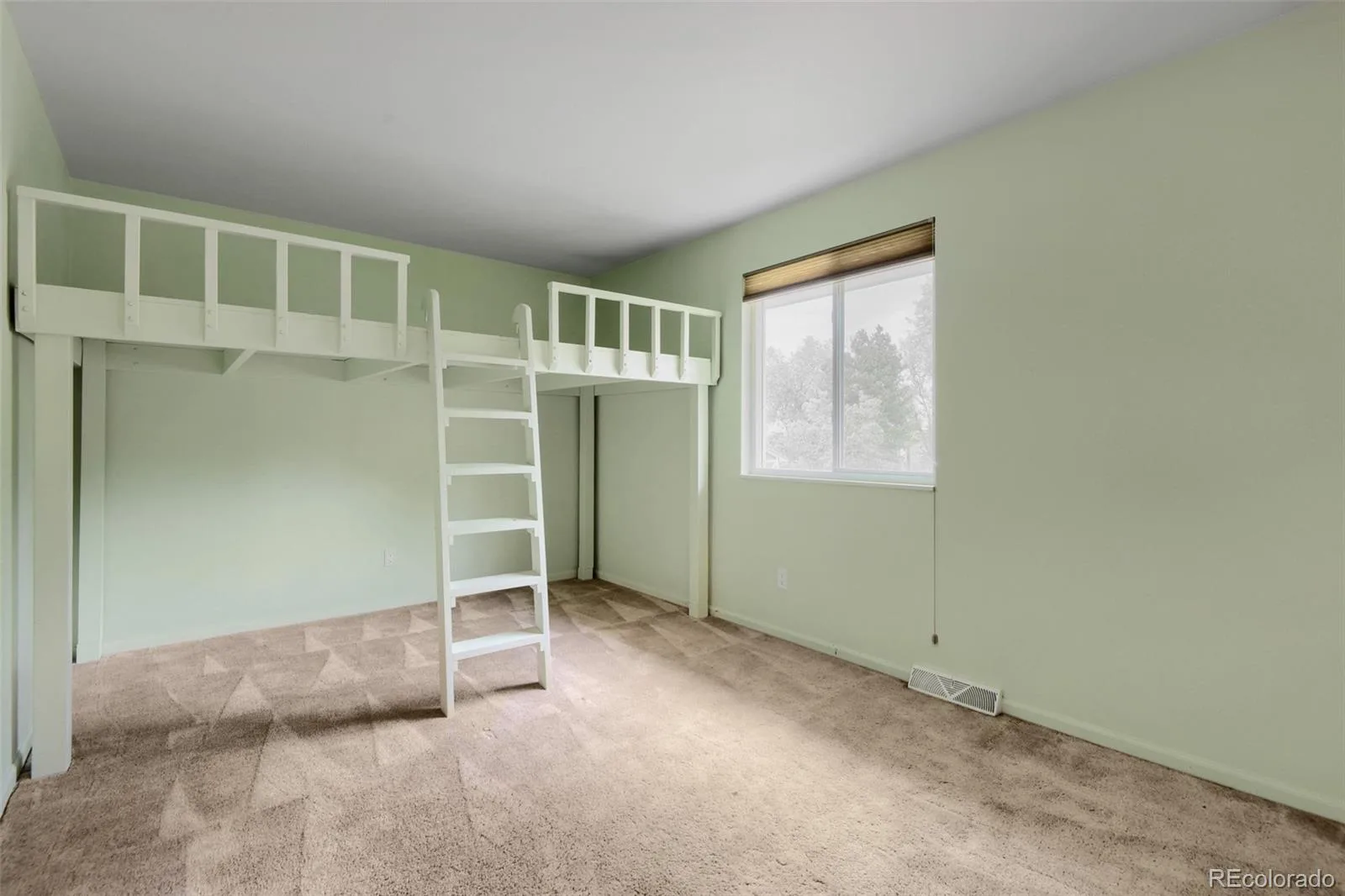 15358 E Saratoga Place Aurora CO 80015 | MLS #REC3962217 09302026210948 1600 23