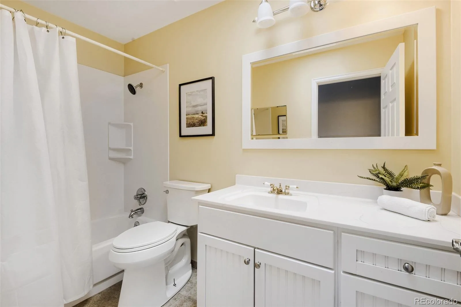 15358 E Saratoga Place Aurora CO 80015 | MLS #REC3962217 09302026210948 1600 25