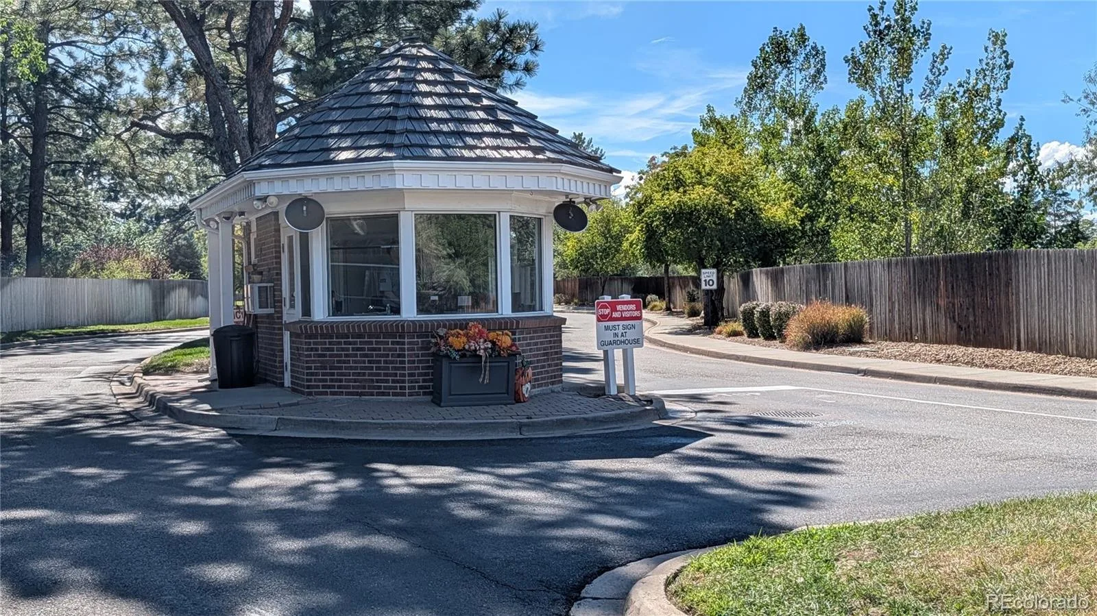 15358 E Saratoga Place Aurora CO 80015 | MLS #REC3962217 09302026210948 1600 3