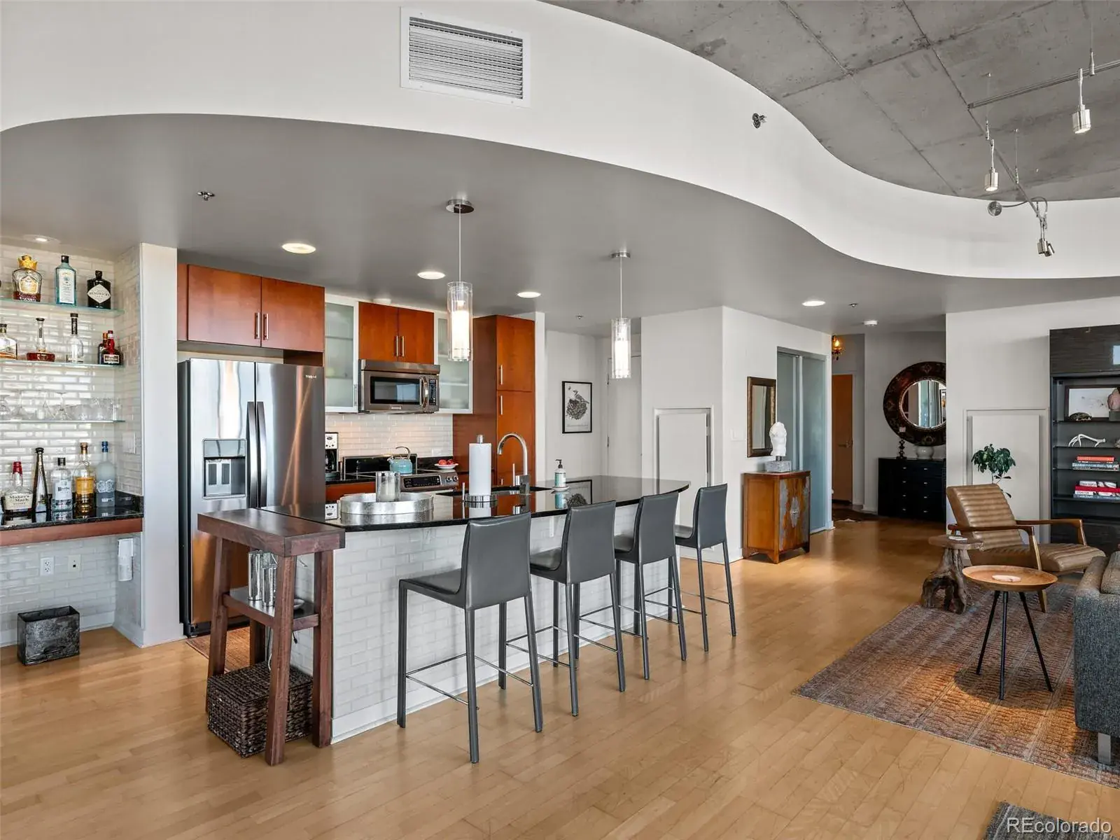 01312026010302 1600 12