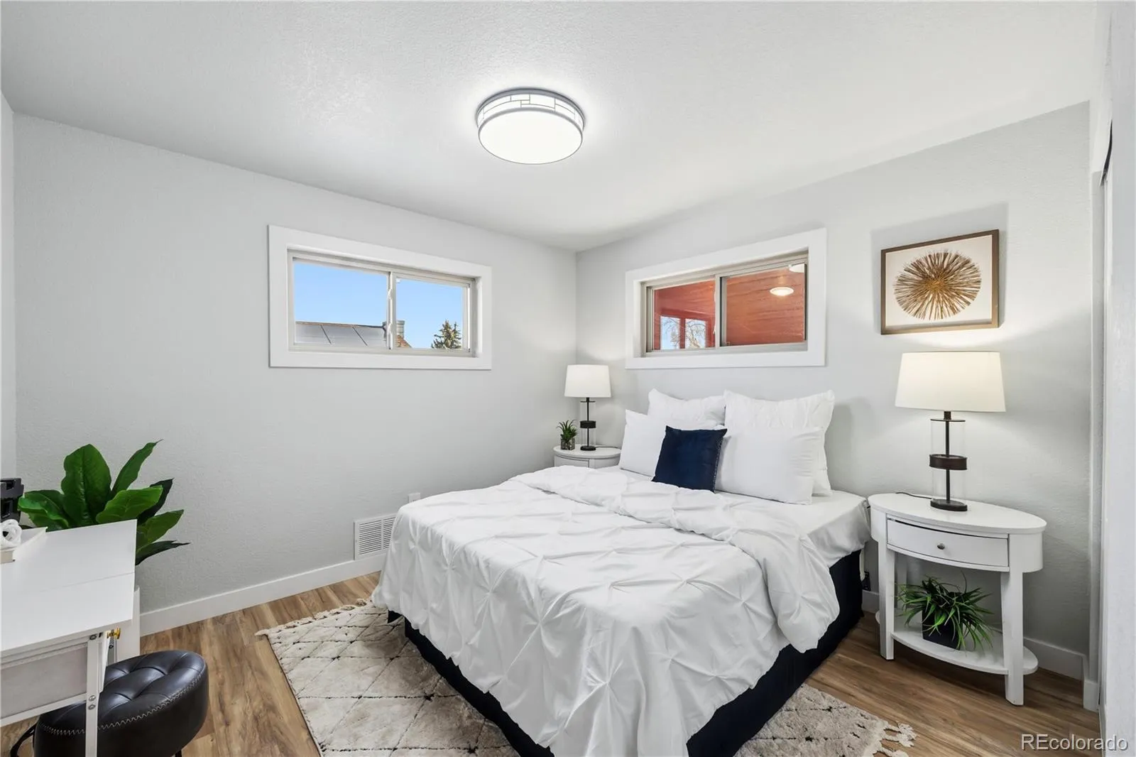 04062026213203 1600 12