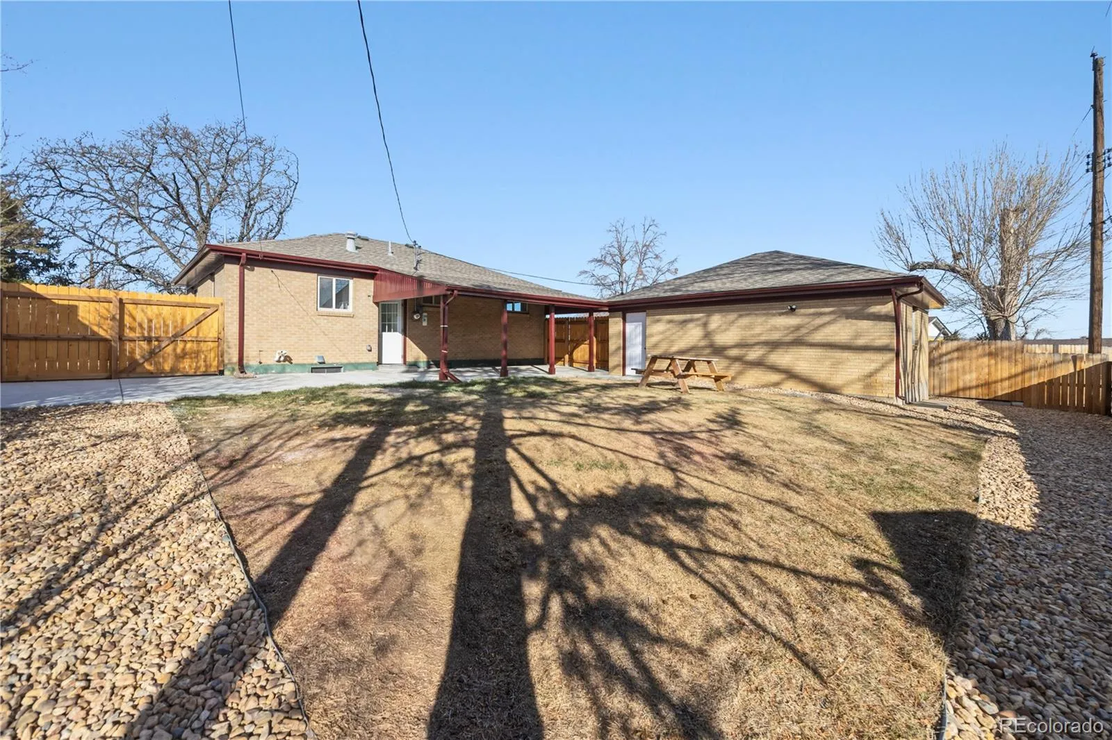 04062026213203 1600 24