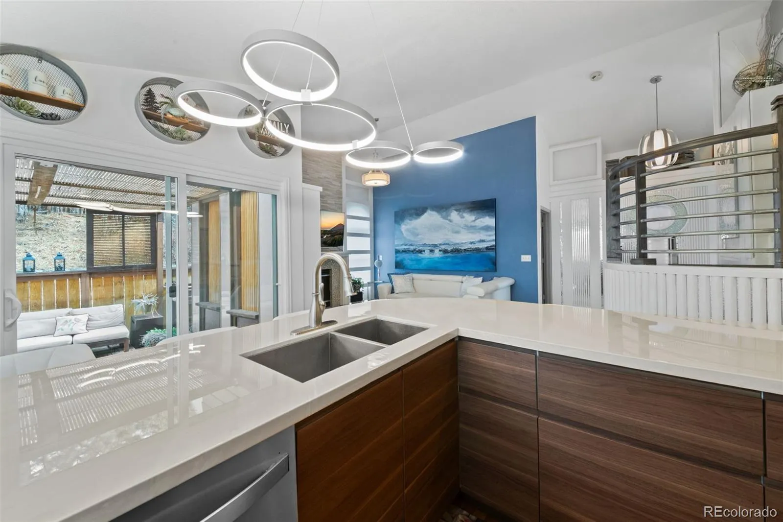 04102026153222 1600 14