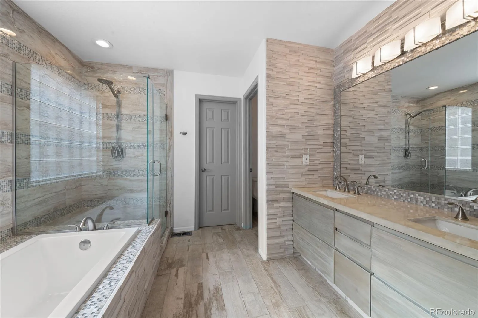 04102026153222 1600 19