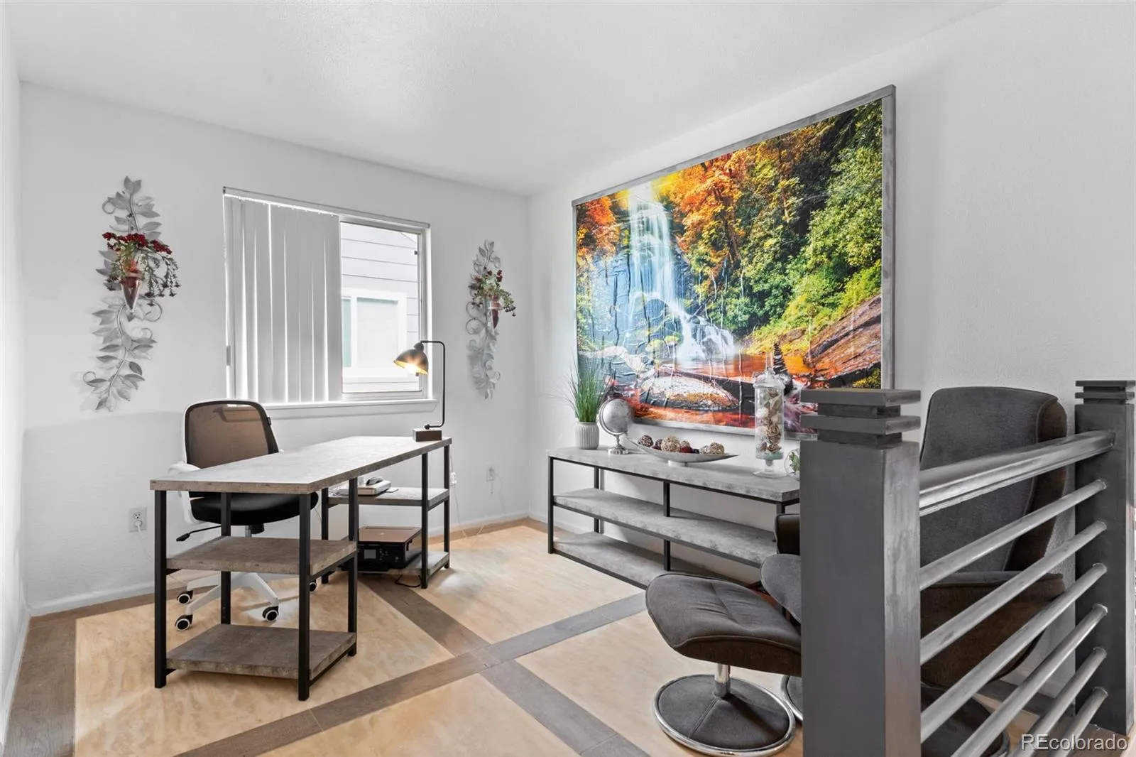 04102026153222 1600 21