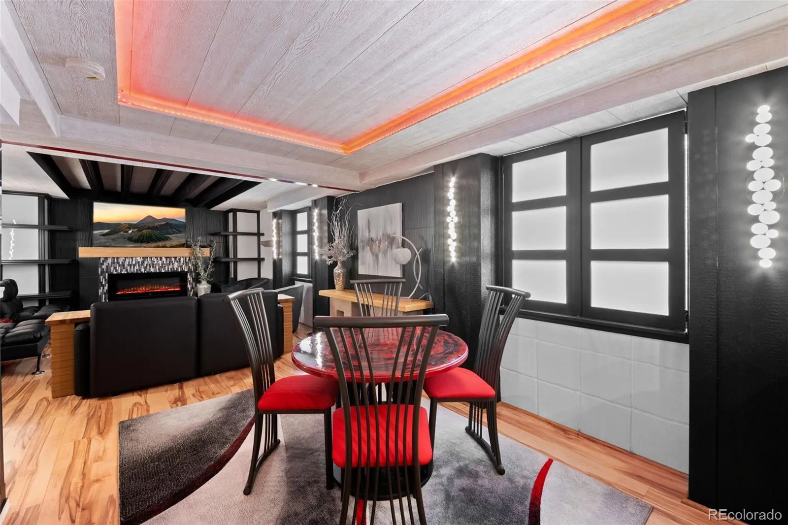 04102026153222 1600 29