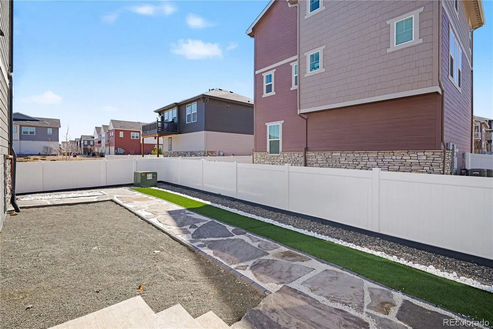 1980 S Fultondale Court Aurora CO 80018 | MLS #REC3965539 03272026180034 1600 35